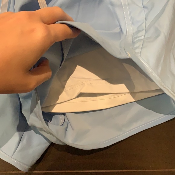 Athletic shorts - Picture 4 of 4